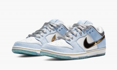 NIKE SB DUNK LOW Sean Cliver - Holiday Special