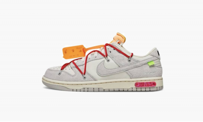 NIKE DUNK LOW
Off White - Lot 40