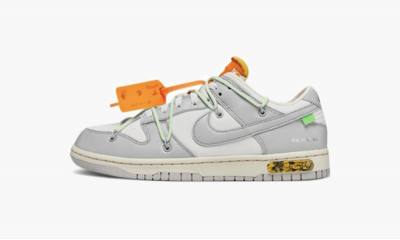 NIKE DUNK LOW
Off White - Lot 43