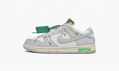 NIKE DUNK LOW
Off White - Lot 42 