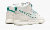 NIKE
DUNK HIGH SE
First Use - Green Noise