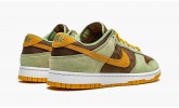 NIKE
DUNK LOW
Dusty Olive