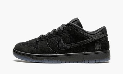 NIKE
DUNK LOW SP
Undefeated - Black